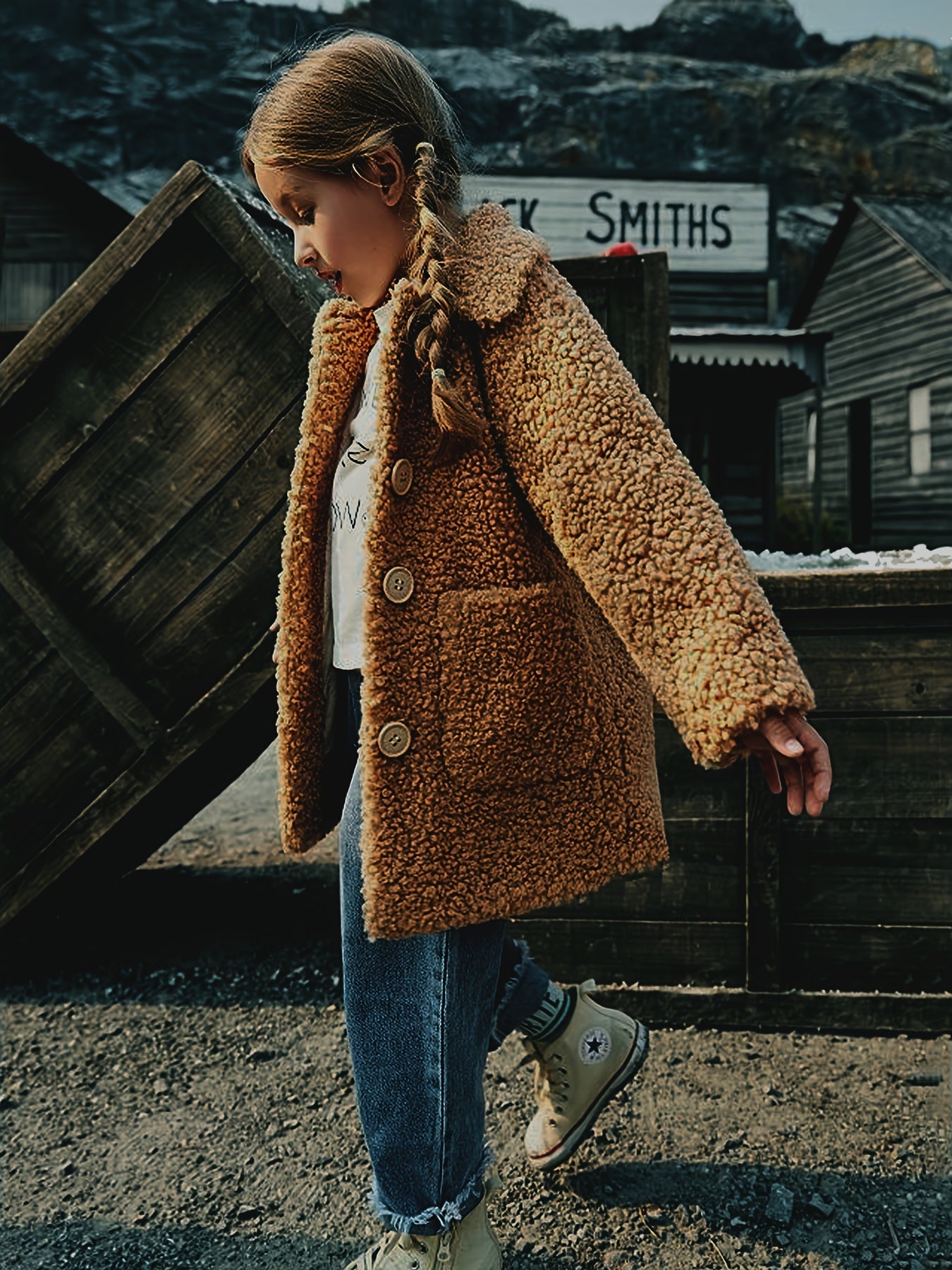 fachgo | [Lamb Fur Jacket] Girls' Lamb Fur Jacket | JOMAKE Korean-Style Lapel Collar, Two-Tone, Warm Windbreaker with Pockets, Lining, Button Closure, Long Sleeves for Winter
