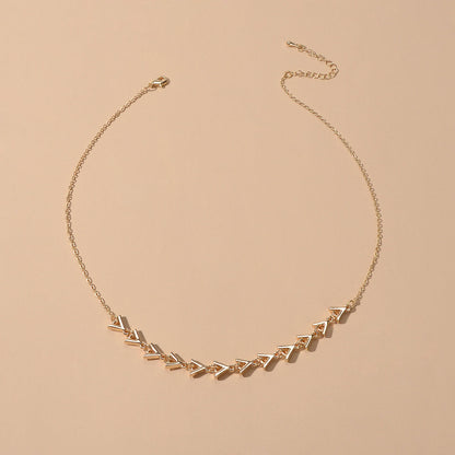 Gold Chain Arrow Charm Necklace with arrow-shaped charms, length 45.5cm.