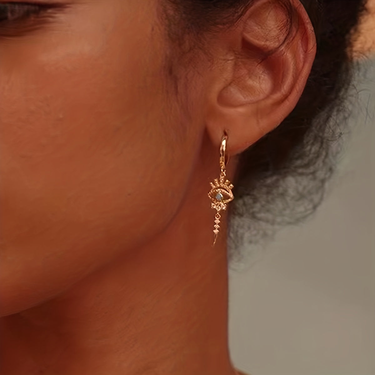 fachgo | A Pair of Zirconium-encrusted Evil Eye Pendants