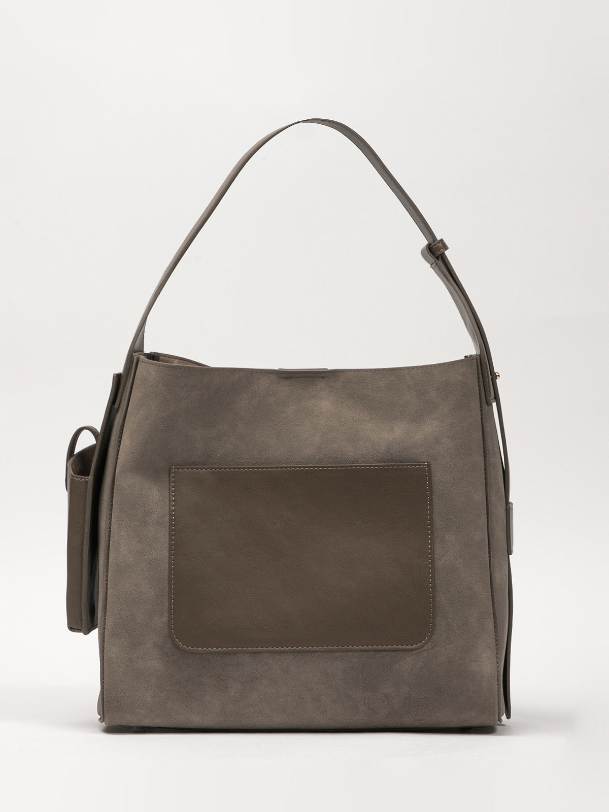 Women's handbag in grey suede with dimensions 30.5x13.5x28 cm, featuring a front pocket, made in China.